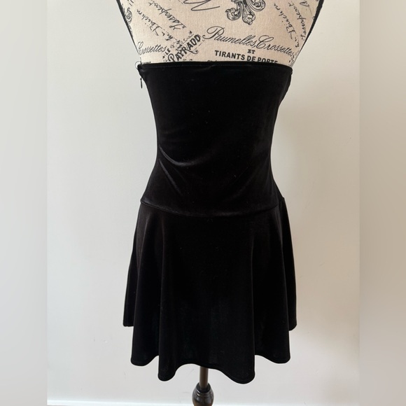 Reformation Velvet Mini Dress - Picture 7 of 10